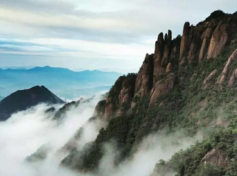 三清山在哪里